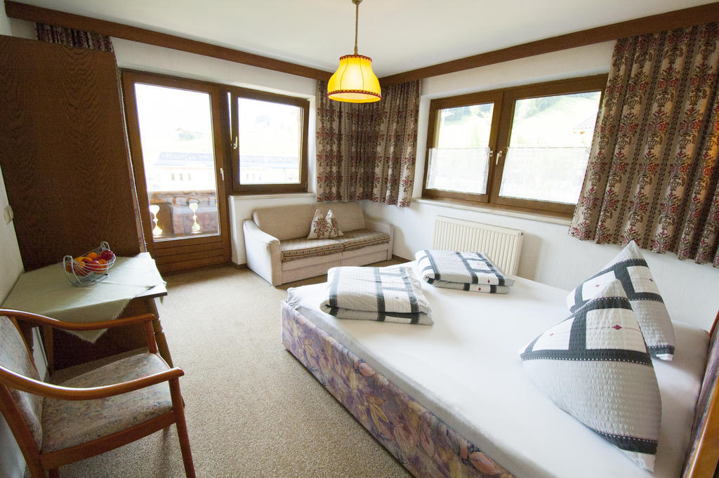 Haus Panorama Apartman Lermoos Kültér fotó